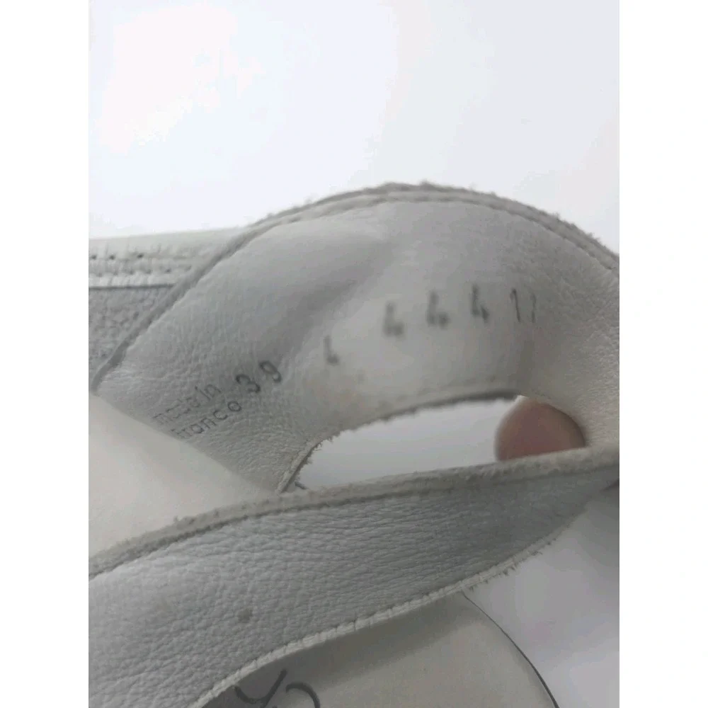 Arche Star Laser-Cut Leather Slingback Sandals White Size 39